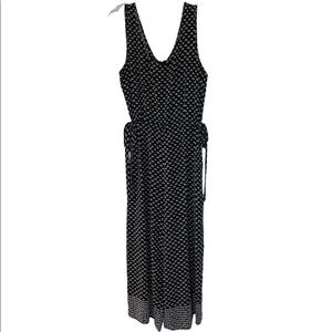 Adorable romper with tiny flower print